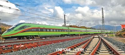 中老鐵路成為中老人民的發展路、幸福路、友誼路