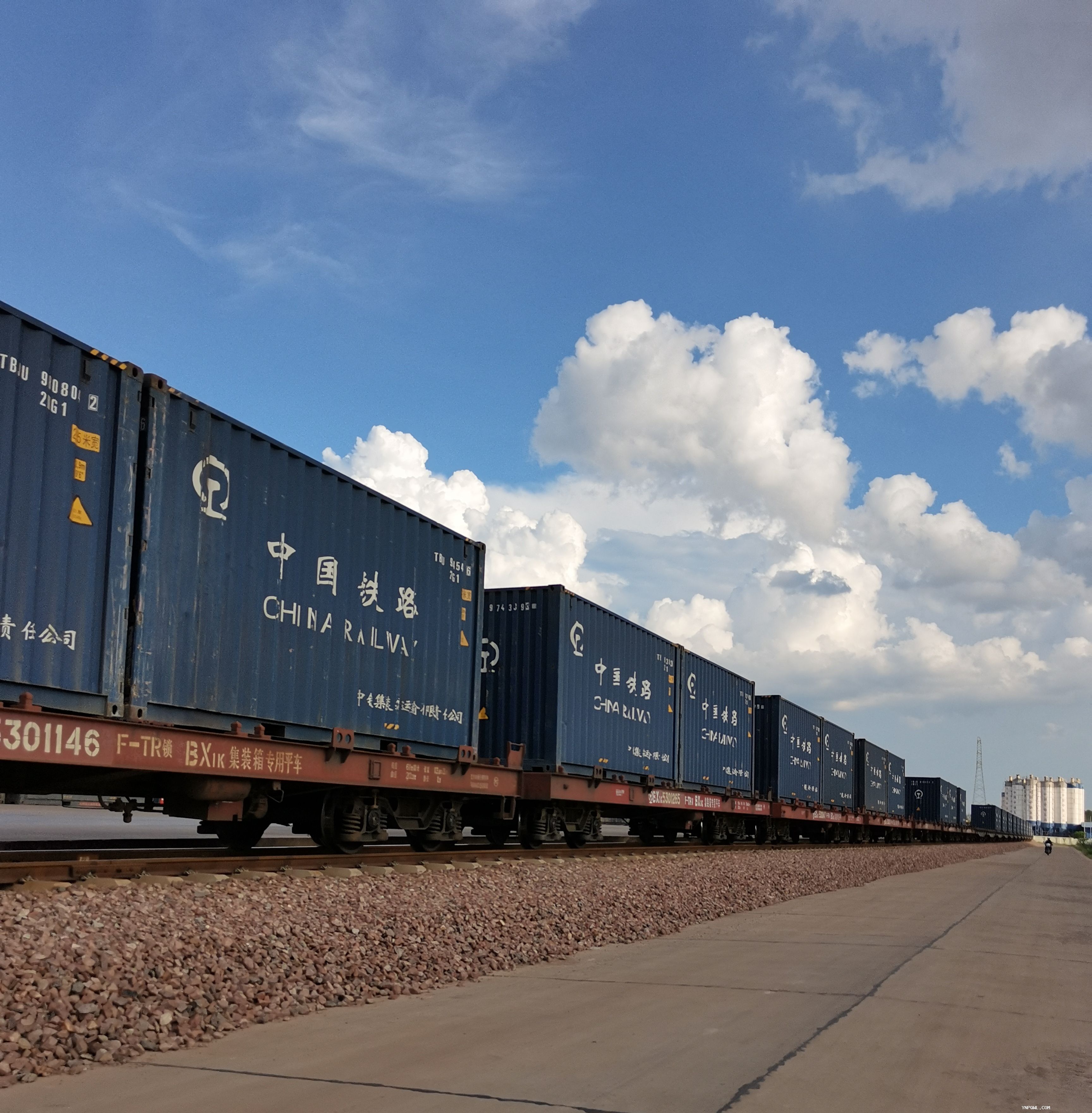 借助中老鐵路提高貨物運輸的效率