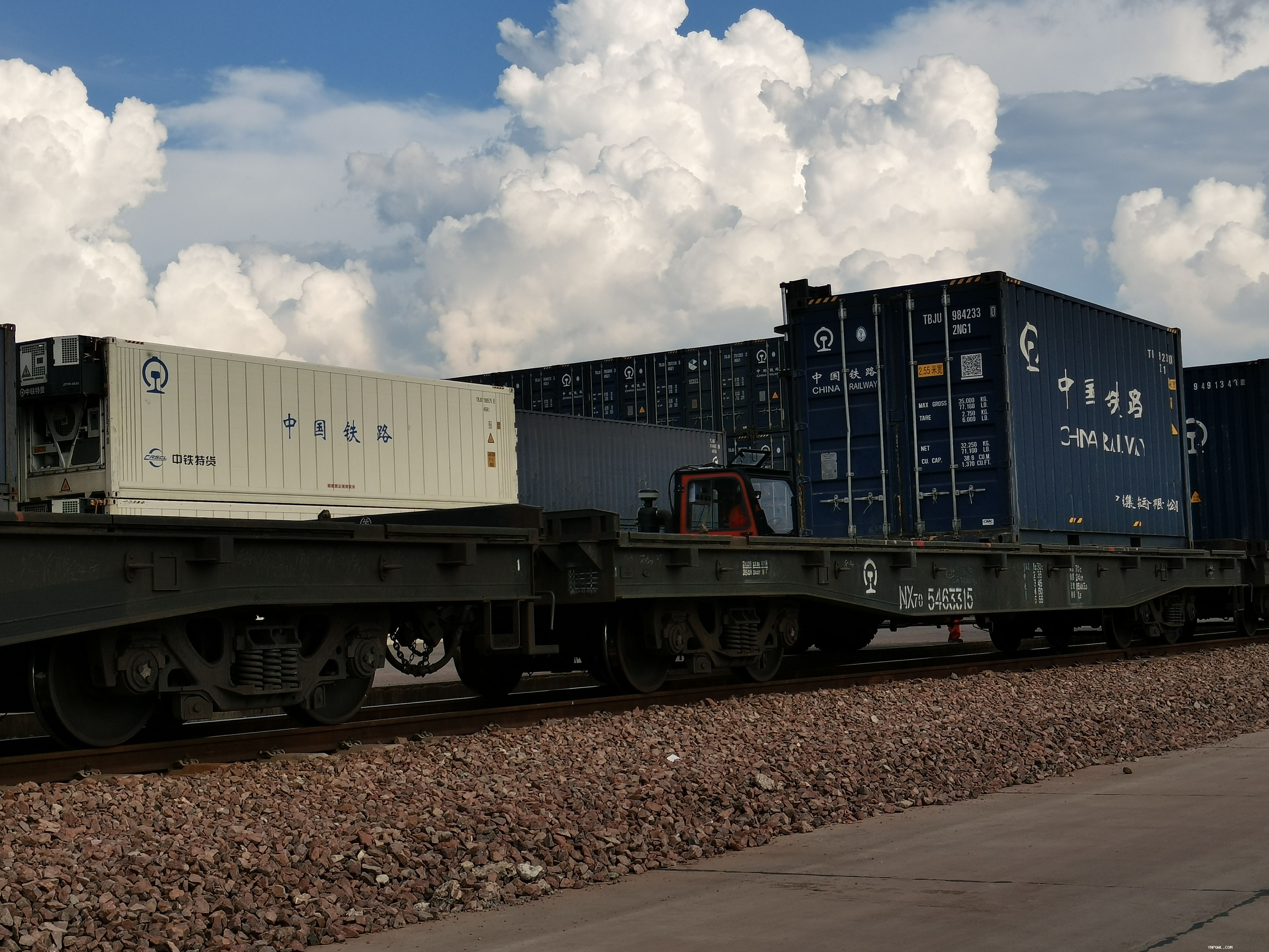 中老鐵路對東盟國家海產品進口的可持續