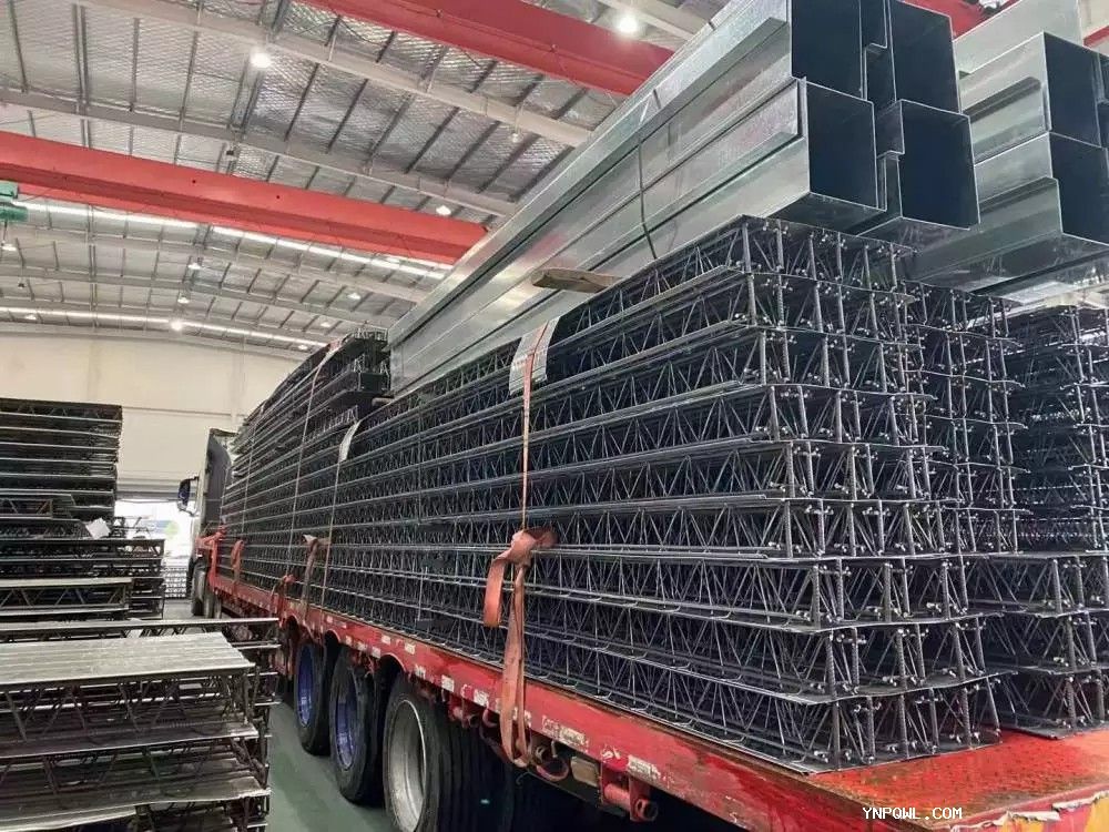 鋼材國際貿易中價格波動對中老鐵路運輸的影響